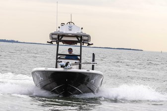28' Caymas 281HB Center Console 17 