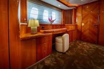 LADY YOUSRA 17 M/Y LADY YOUSRA SUNSEEKER 82 Master Cabin