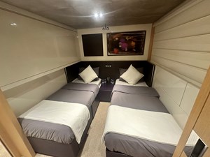 LADY AB 17 IMG_6884