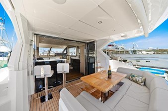 Time 17 21 - Cockpit 2