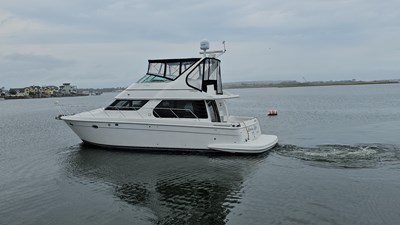 2000 Carver 450 Voyager Pilothouse 7 