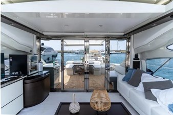 2013 Azimut 62S 6 