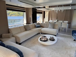 BETTY 21 AZIMUT GRANDE 27 METRI 2024 (4)