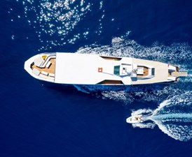  42 M STEEL  MOTOR YACHT 12 