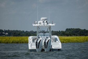 2018 Yellowfin 32 7 