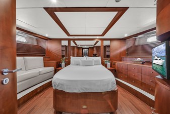 AZIMUT 100 83 100 Azimut Jumbo-57