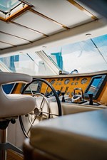 JUSTINE 23 27Interior