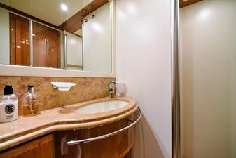FERRETTI 881 30 
