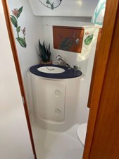 2005 Beneteau Cyclades 43 37 