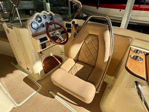 018 Chris-Craft Launch 27 Heritage Trim Edition Surf 21 
