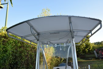 Contender 22 Sport 23 Laceless Top with Flap Opening for Side Console Rod Storage  