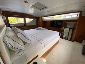Seahorse 21 12_2011 112ft Sunseeker 34M Yacht SEAHORSE