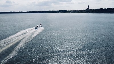 LT26 Carbon Limousine 16 2 Ante LT26 - STEEL 58_