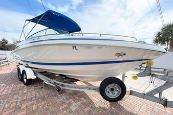 2008 Regal 2250 Cuddy 2 