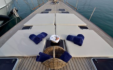 Wind of Change 1 Bow Cushions