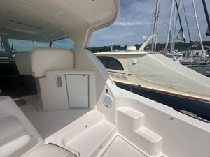 2007 Tiara Yachts 4300 Sovran 7 