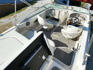 2008 Bryant 210 Bowrider 13 GOPR0620