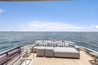 - 27 28_2021 85ft Ferretti Yachts 850