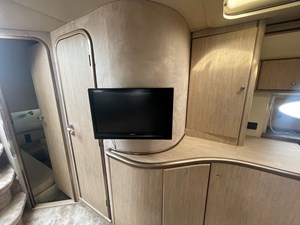 PRINCESS V52 19 Princess V52