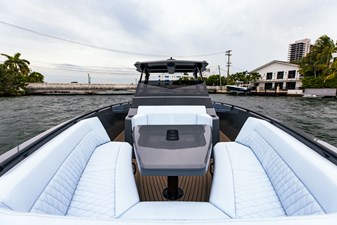 Vanquish Yachts VQ40 6 Web-13