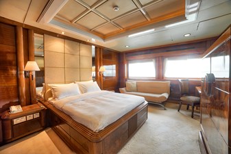ASEAN LADY 25 KING Cabin