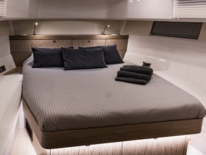 HELLS BELLS 10 003a01a9-e770-4fdd-9b38-9a52101c7510-large