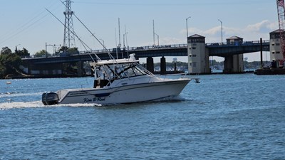 2016 Grady-White Express 330 7 