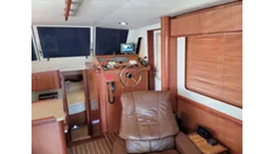 2009 Mainship 34 Trawler 53 