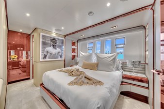 95 Raised Pilothouse 75 95' Azimut-44