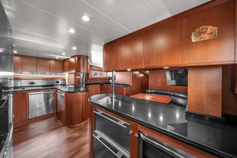 AZIMUT 100 98 100 Azimut Jumbo-72