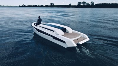 LT26 Carbon Limousine 0 Ante LT26 Limousine tender