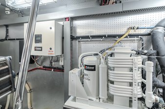 Money Cat 65 
