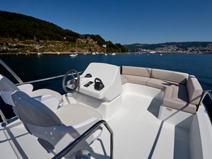 1090 EVOLUTION FLYBRIDGE 8 2022-08-02-Rodman-1090-P1133106