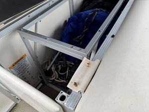 02 Bennington 257L Pontoon NLSQ 33 