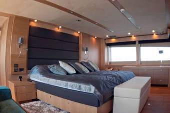 Melissa 44 115-2011-Sunseeker-34-Metre-Yacht-37