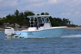 2022 Valentino 28 Center Console 4 