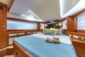 2022 Dyna Flybridge 63 39 Dyna Yachts 1 (15)