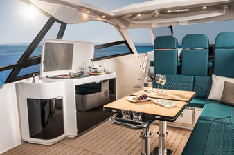 2023 Bavaria Vida 33 - Palmetto 8 9