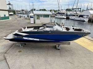2019 Scarab 255 ID Open 20 21