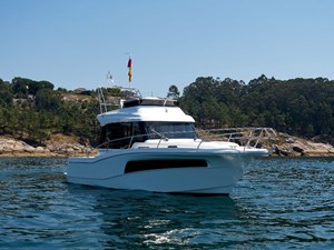 1090 EVOLUTION FLYBRIDGE 2 2022-08-02-Rodman-1090-P1122969