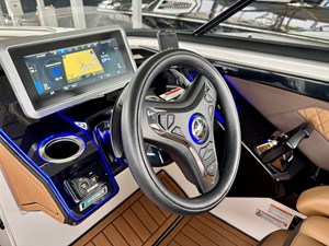 024 Yamaha 252SD NLNL 43 