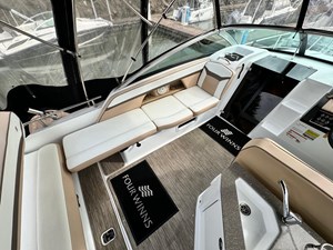 2020 Four Winns Vista 255 8 