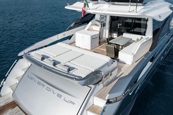 NEVER GIVE UP 7 Main Deck Aft