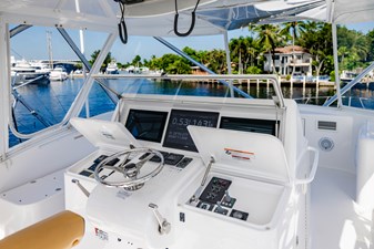 Farther & Sun 69 Flybridge Helm