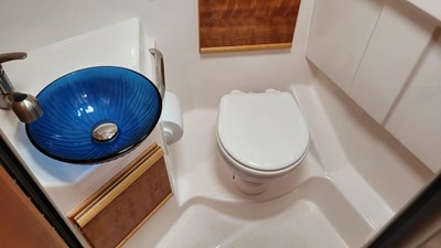 2021 Cutwater C-28 28 
