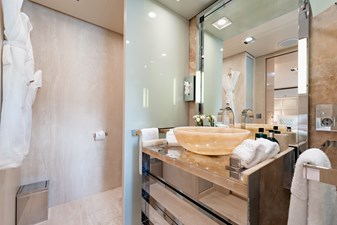 LOON 28 Loon 221' - Lower Deck Port Fwd. Guest Ensuite