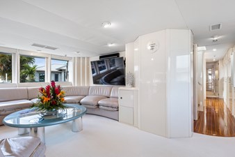 Highline 23 24_1989 102ft Oceanfast Motor Yacht HIGHLINE