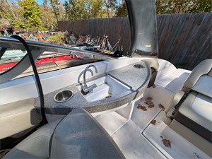 24' Regal 2014 FasDeck 24  23 