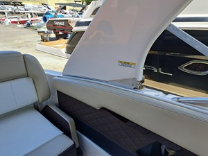 - 27 28_2014 27ft Regal 2700 Bowrider