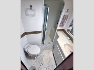 47' Viking 1999 Convertible 23 